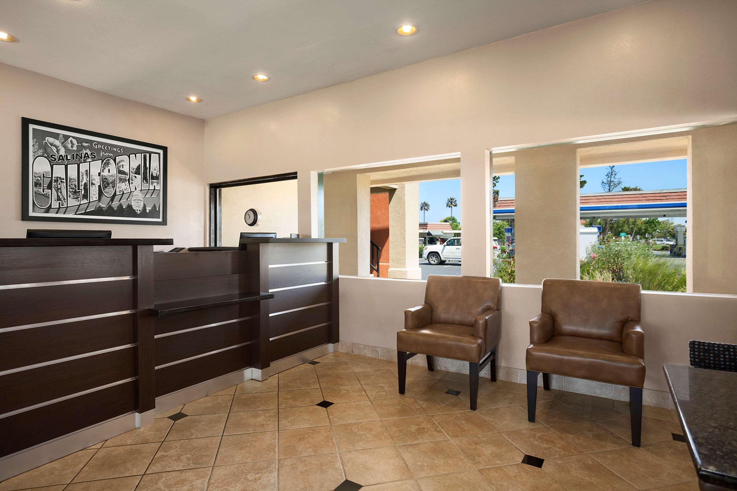Motel Super 8 By Wyndham Salinas Exterior foto
