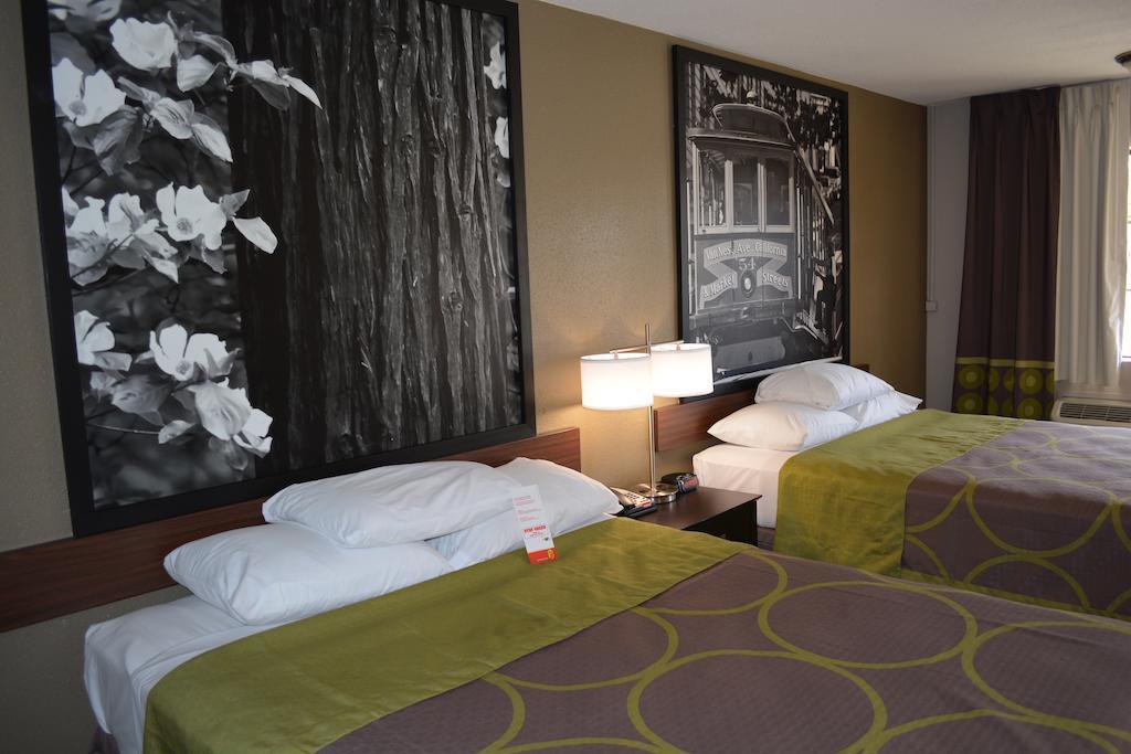 Motel Super 8 By Wyndham Salinas Habitación foto